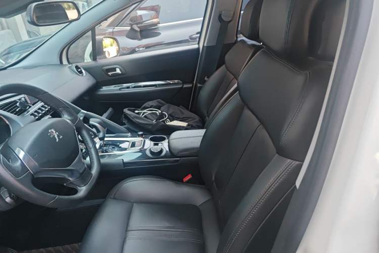 Used Peugeot 3008 2013 1.6THP Automatic Prestige Edition Left Front Seat