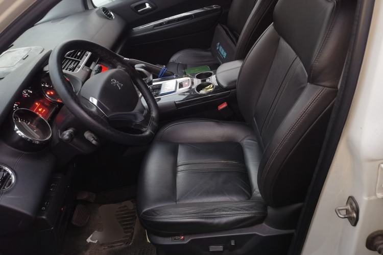 Used Peugeot 3008 2013 2.0L Automatic Trend Edition Left Front Seat