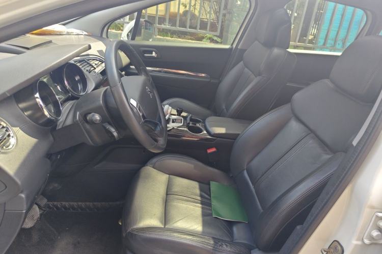 Used Peugeot 3008 2013 2.0L Automatic Trend Edition Left Front Seat
