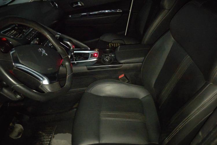 Used Peugeot 3008 2013 1.6THP Automatic Prestige Edition Left Front Seat