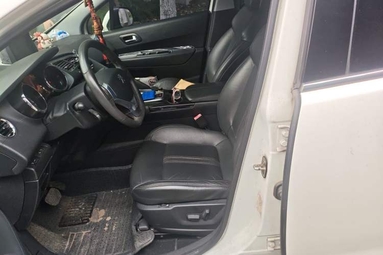 Used Peugeot 3008 2013 2.0L Automatic Trend Edition Left Front Seat