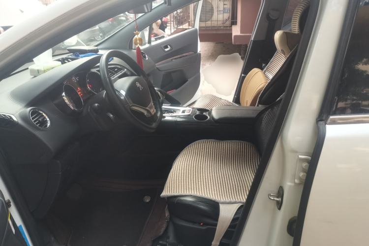 Used Peugeot 3008 2013 2.0L Automatic Trend Edition Left Front Seat