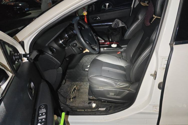 Used Peugeot 3008 2013 2.0L Automatic Trend Edition Left Front Seat