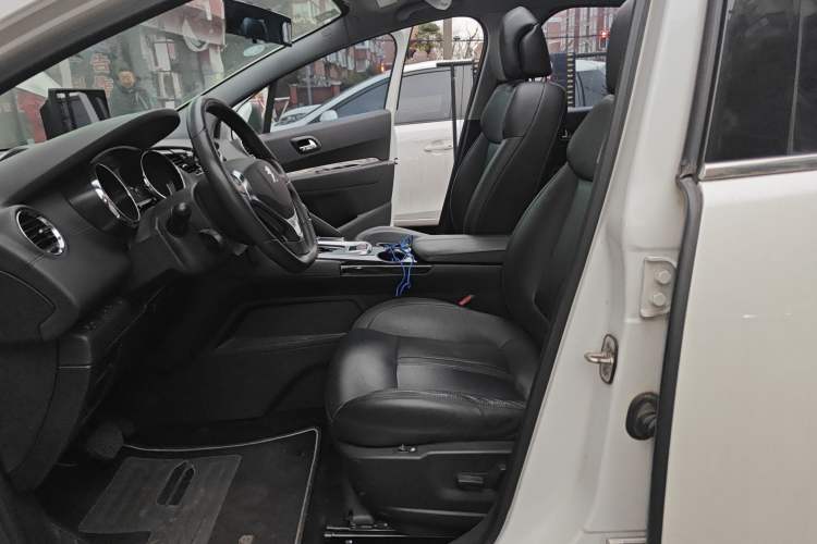 Used Peugeot 3008 2013 2.0L Automatic Trend Edition Left Front Seat