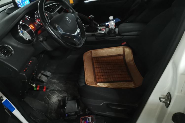 Used Peugeot 3008 2013 2.0L Manual Classic Edition Left Front Seat
