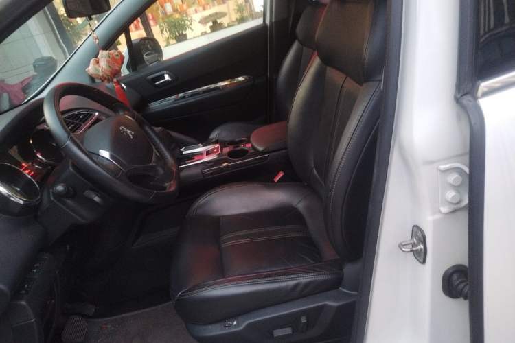 Used Peugeot 3008 2013 2.0L Automatic Trend Edition Left Front Seat