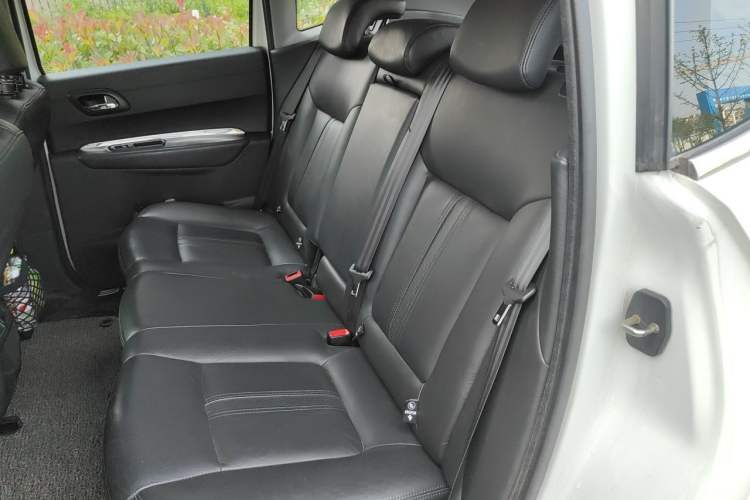 Used Peugeot 3008 2013 1.6THP Automatic Prestige Edition Left Rear Seat