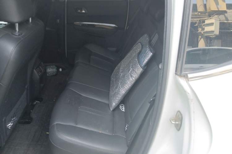 Used Peugeot 3008 2013 2.0L Automatic Trend Edition Left Rear Seat