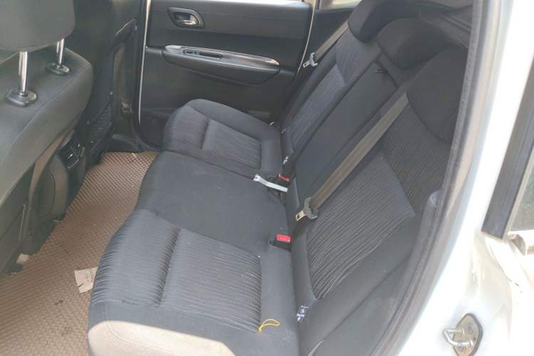 Used Peugeot 3008 2013 2.0L Automatic Classic Edition Left Rear Seat