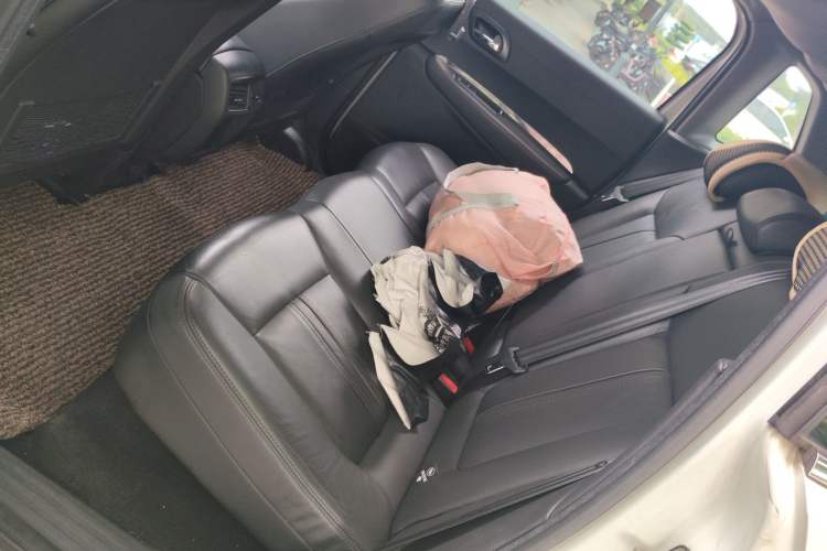 Used Peugeot 3008 2013 1.6THP Automatic Prestige Edition Left Rear Seat