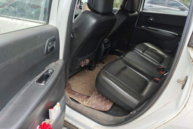 Used Peugeot 3008 2013 2.0L Automatic Trend Edition Left Rear Seat