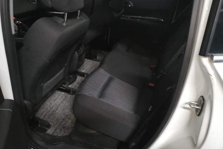 Used Peugeot 3008 2013 2.0L Manual Classic Edition Left Rear Seat