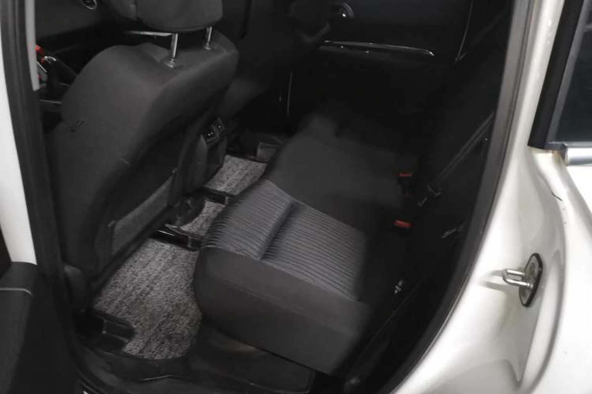Used Peugeot 3008 2013 2.0L Manual Classic Edition Left Rear Seat