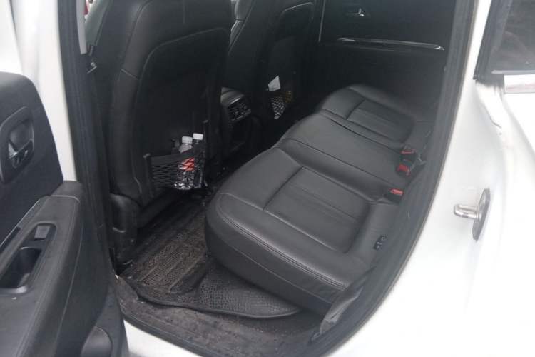 Used Peugeot 3008 2013 1.6THP Automatic Prestige Edition Left Rear Seat