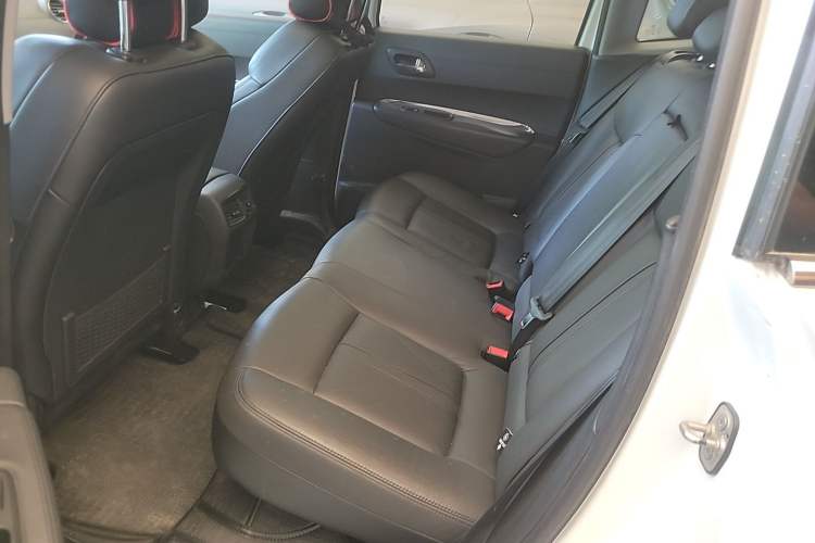 Used Peugeot 3008 2013 2.0L Automatic Trend Edition Left Rear Seat
