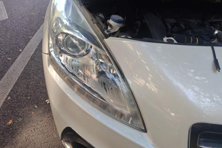 Used Peugeot 3008 2013 1.6THP Automatic Prestige Edition Right Front Headlight
