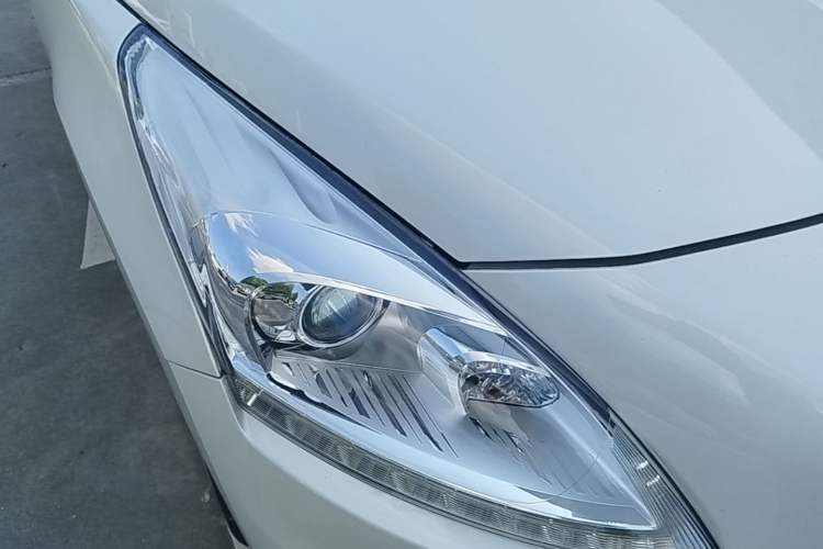 Used Peugeot 3008 2013 1.6THP Automatic Prestige Edition Right Front Headlight