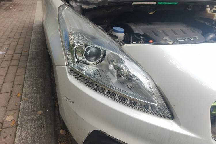 Used Peugeot 3008 2013 2.0L Automatic Classic Edition Right Front Headlight