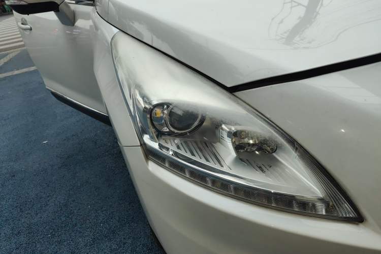 Used Peugeot 3008 2013 1.6THP Automatic Trend Edition Right Front Headlight