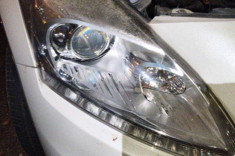 Used Peugeot 3008 2013 2.0L Manual Trend Edition Right Front Headlight