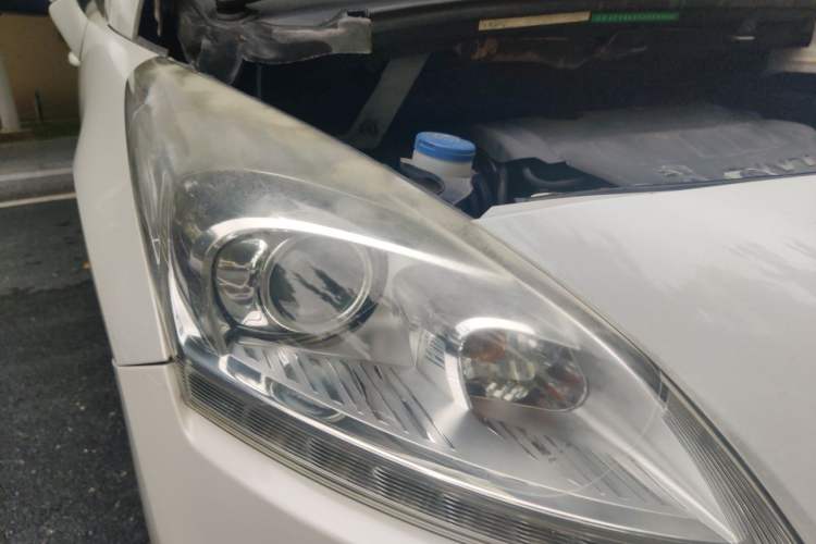 Used Peugeot 3008 2013 2.0L Automatic Trend Edition Right Front Headlight