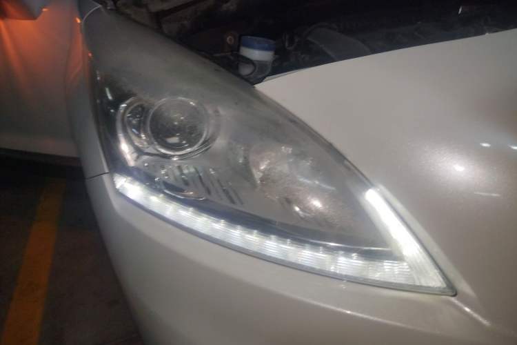 Used Peugeot 3008 2013 1.6THP Automatic Prestige Edition Right Front Headlight