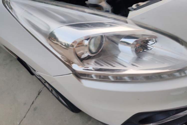 Used Peugeot 3008 2013 2.0L Automatic Trend Edition Right Front Headlight