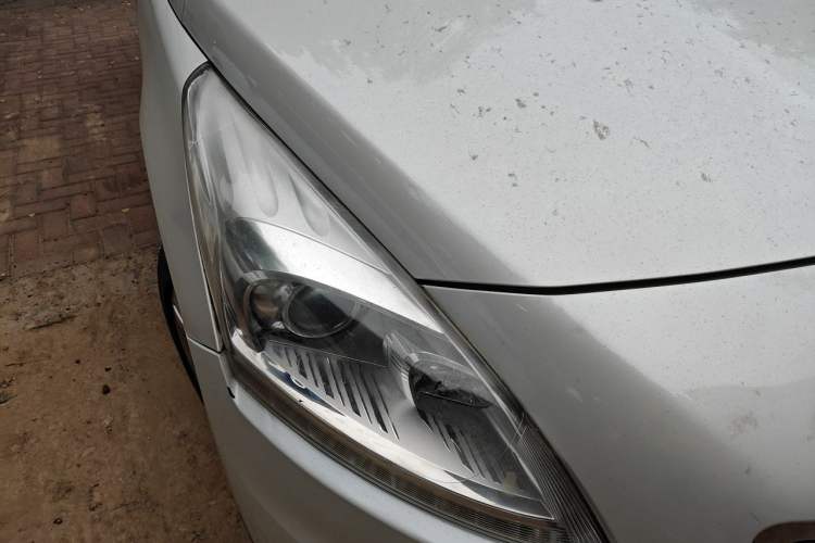Used Peugeot 3008 2013 2.0L Automatic Trend Edition Right Front Headlight