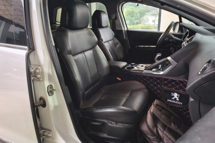 Used Peugeot 3008 2013 1.6THP Automatic Prestige Edition Right Front Seat