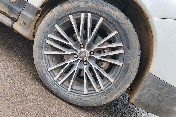 Used Peugeot 3008 2013 2.0L Automatic Trend Edition Right Front Wheel Hub