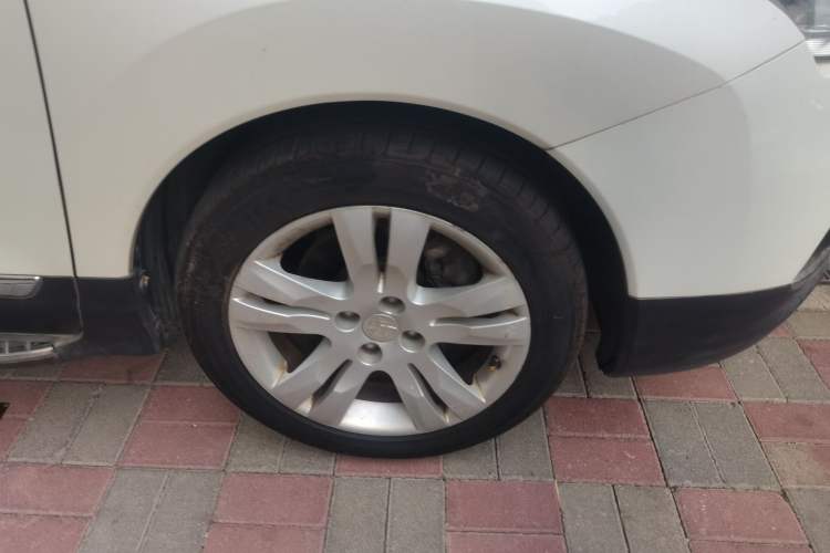 Used Peugeot 3008 2013 2.0L Automatic Trend Edition Right Front Wheel Hub