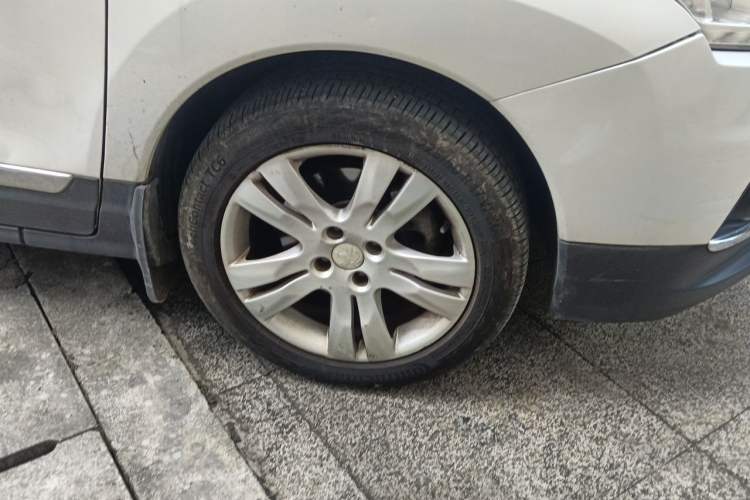 Used Peugeot 3008 2013 2.0L Automatic Classic Edition Right Front Wheel Hub