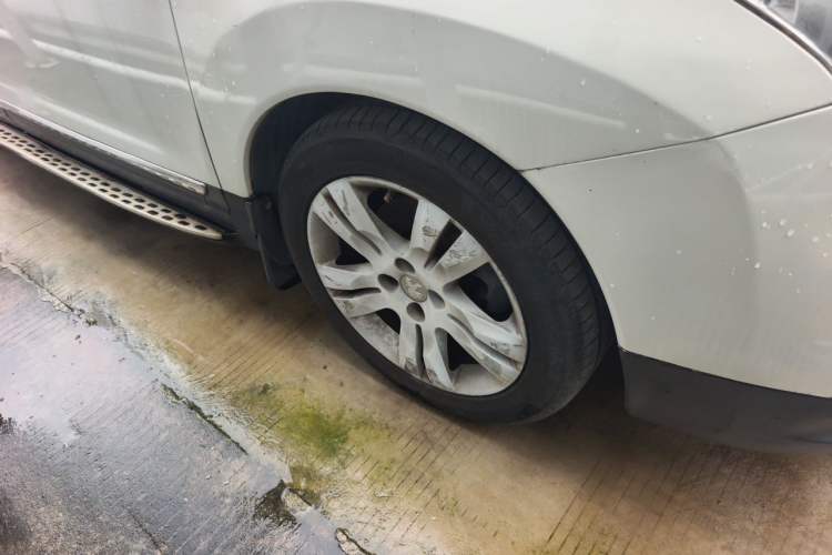 Used Peugeot 3008 2013 2.0L Automatic Trend Edition Right Front Wheel Hub