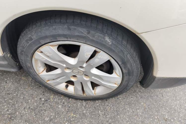 Used Peugeot 3008 2013 2.0L Automatic Trend Edition Right Front Wheel Hub