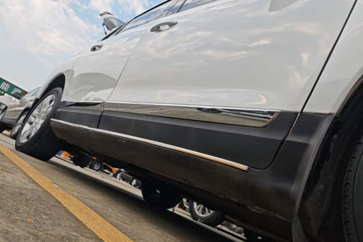 Used Peugeot 3008 2013 2.0L Automatic Trend Edition Right Side Sill
