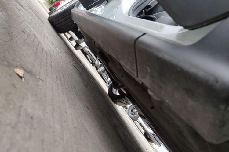 Used Peugeot 3008 2013 2.0L Automatic Trend Edition Right Side Sill