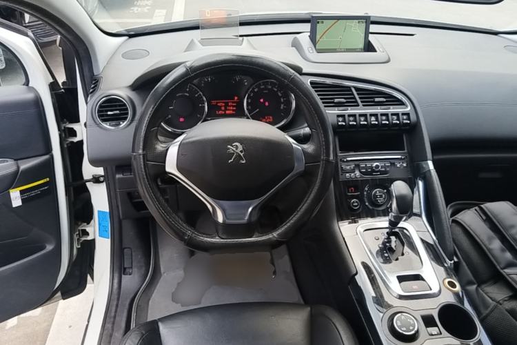 Used Peugeot 3008 2013 1.6THP Automatic Prestige Edition Steering Wheel