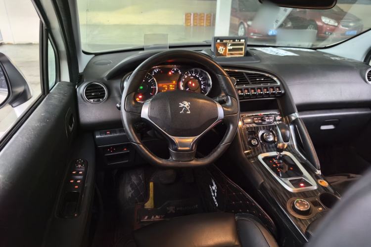 Used Peugeot 3008 2013 1.6THP Automatic Prestige Edition Steering Wheel