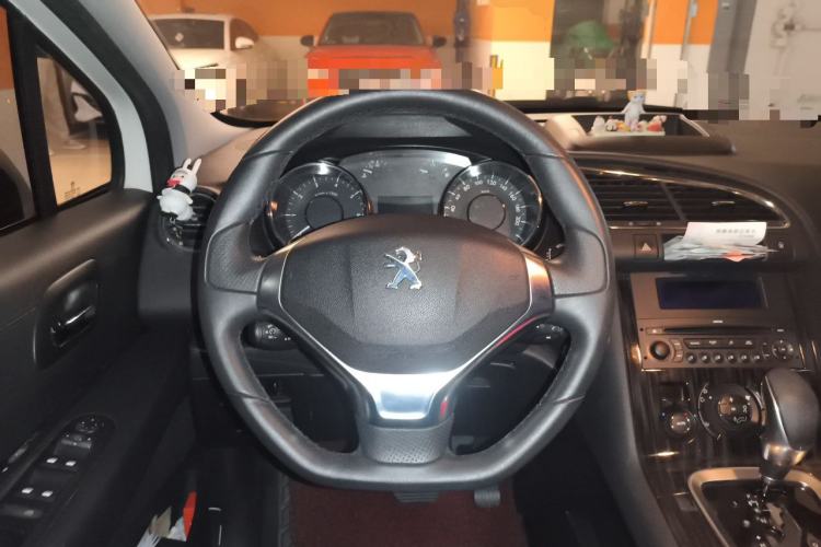 Used Peugeot 3008 2013 2.0L Automatic Trend Edition Steering Wheel
