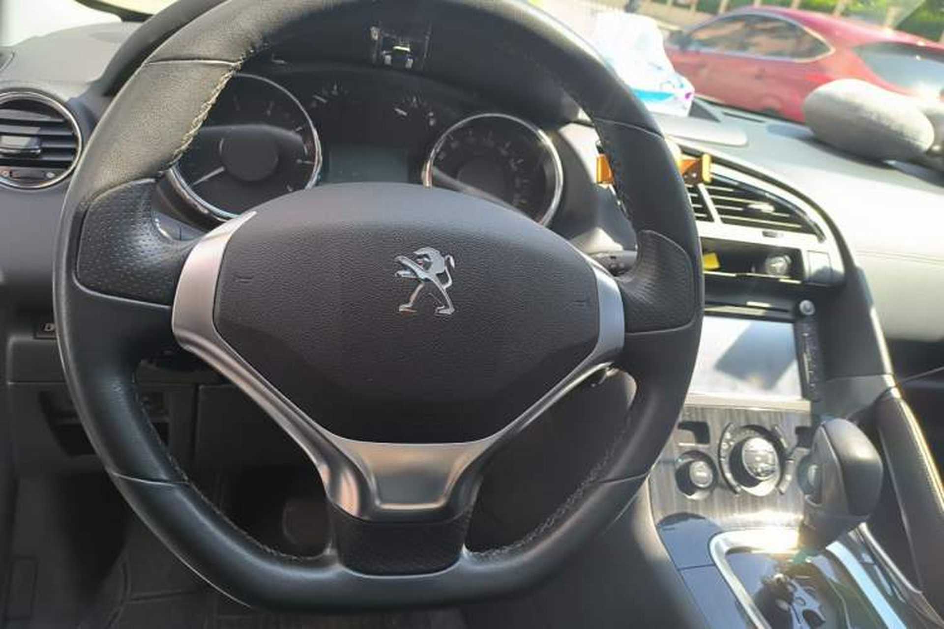 Used Peugeot 3008 2013 2.0L Automatic Trend Edition Steering Wheel