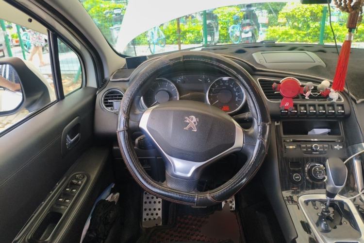 Used Peugeot 3008 2013 1.6THP Automatic Prestige Edition Steering Wheel
