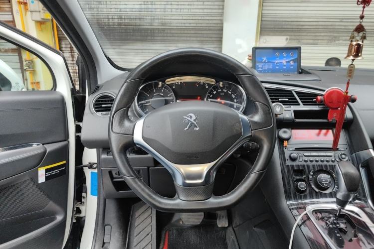Used Peugeot 3008 2013 1.6THP Automatic Trend Edition Steering Wheel