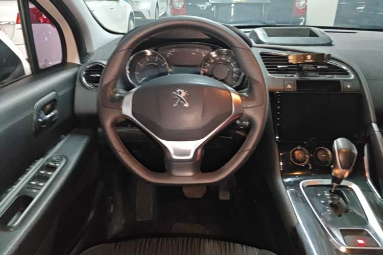 Used Peugeot 3008 2013 2.0L Automatic Classic Edition Steering Wheel