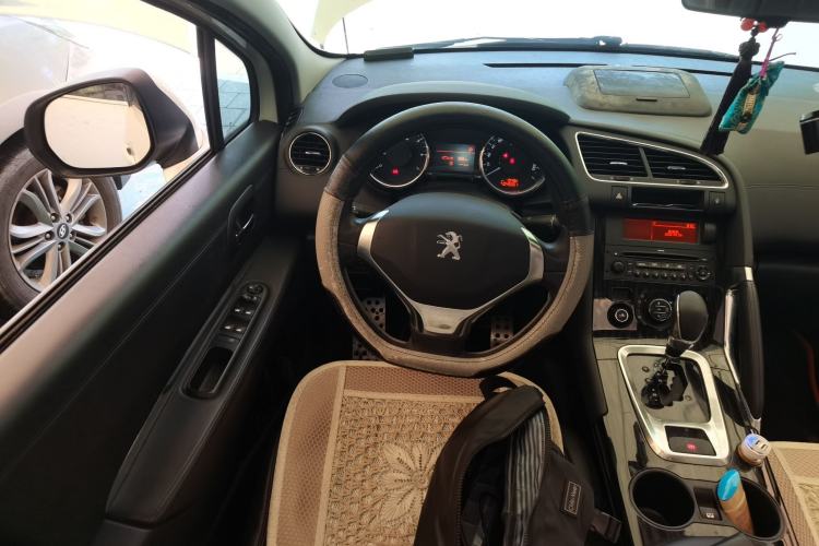 Used Peugeot 3008 2013 2.0L Automatic Trend Edition Steering Wheel