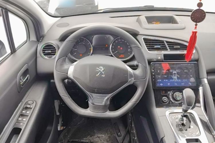 Used Peugeot 3008 2013 2.0L Automatic Trend Edition Steering Wheel