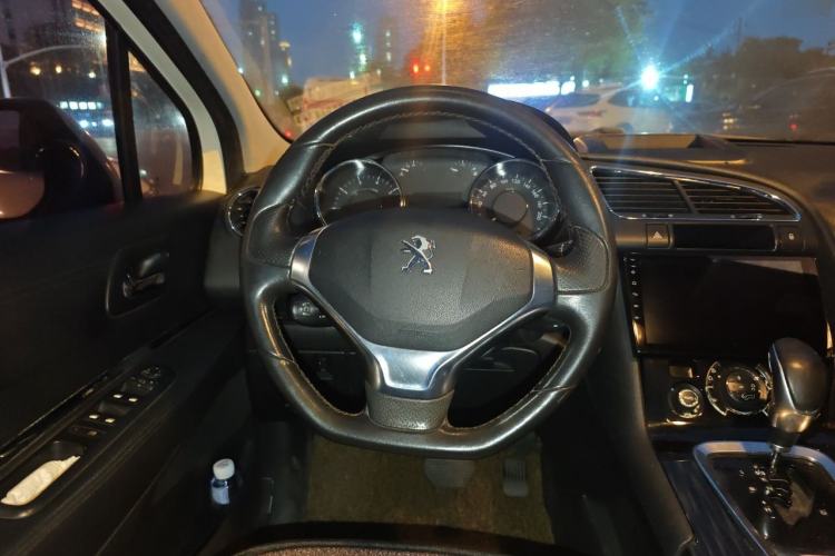 Used Peugeot 3008 2013 2.0L Automatic Trend Edition Steering Wheel