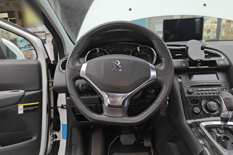 Used Peugeot 3008 2013 2.0L Automatic Trend Edition Steering Wheel