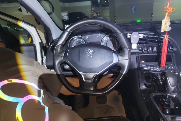 Used Peugeot 3008 2013 1.6THP Automatic Prestige Edition Steering Wheel