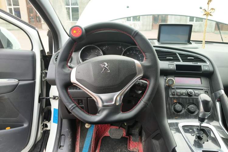 Used Peugeot 3008 2013 2.0L Automatic Classic Edition Steering Wheel