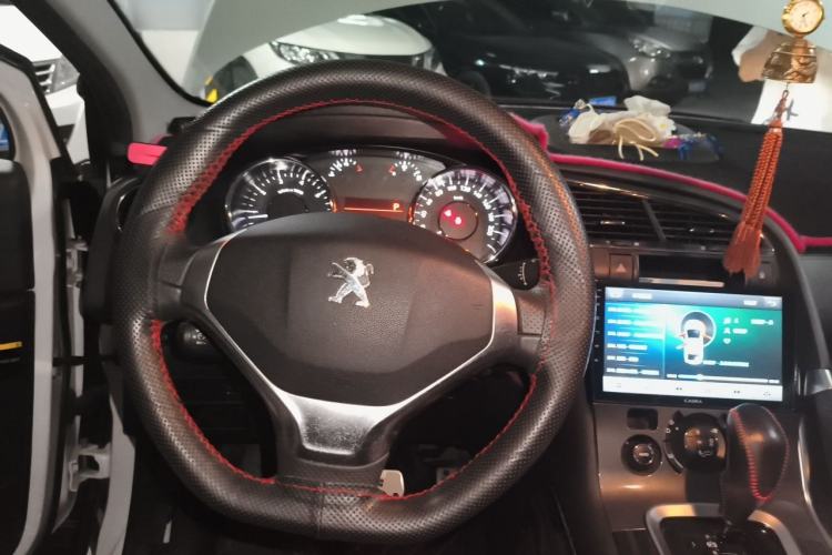 Used Peugeot 3008 2013 1.6THP Automatic Trend Edition Steering Wheel